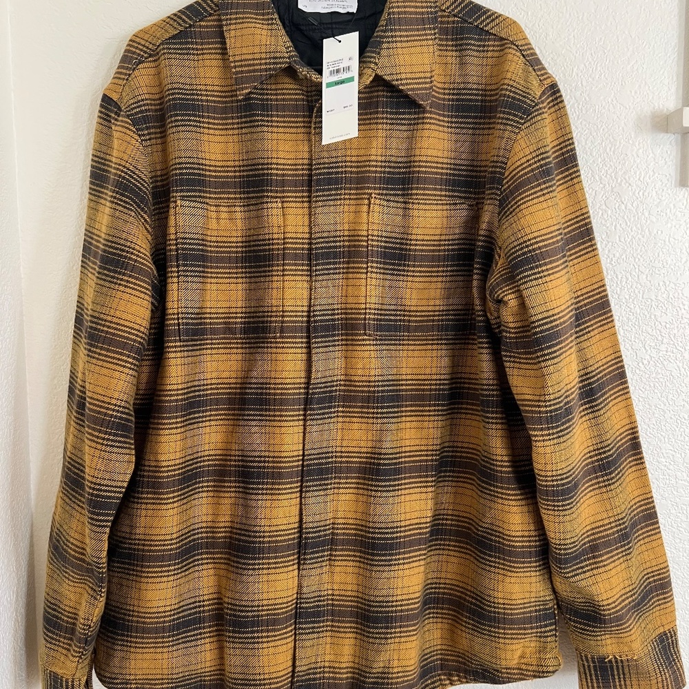 Brand New Calvin Klein Black and Gold Flannel Men's size Large